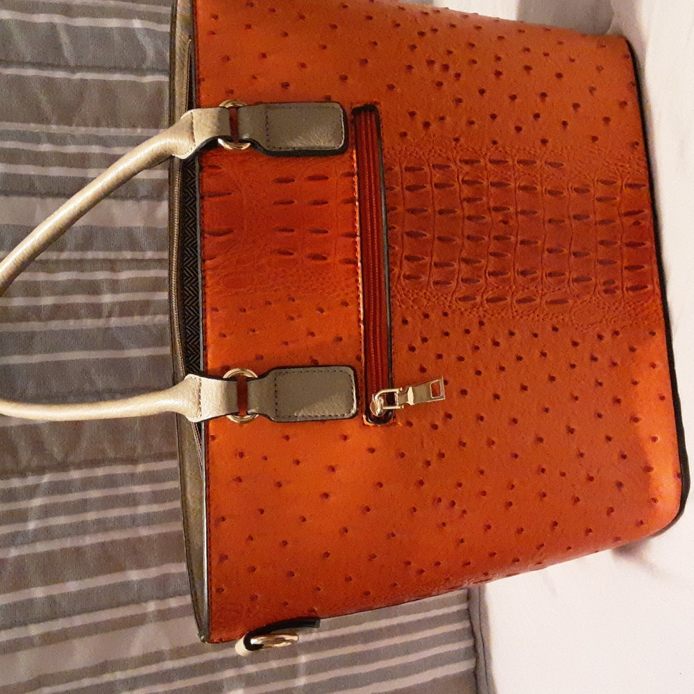 Leather ostrich purse